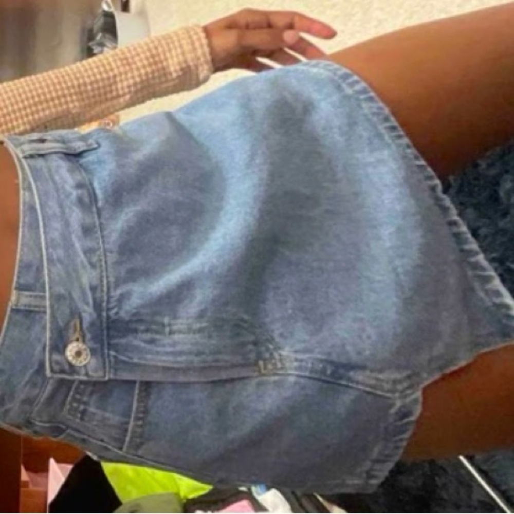 High waist cross bottom denim shorts